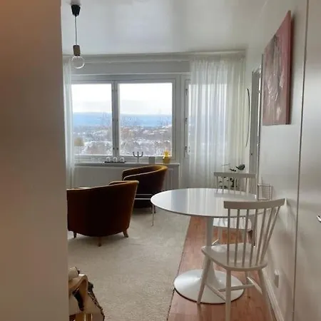 Floor With Stunning View Apartament Pargas